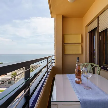 Malagasuite Bajondillo Seaview
