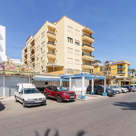 Malagasuite Bajondillo Seaview 托雷莫利诺斯