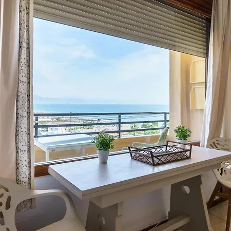 Malagasuite Bajondillo Seaview